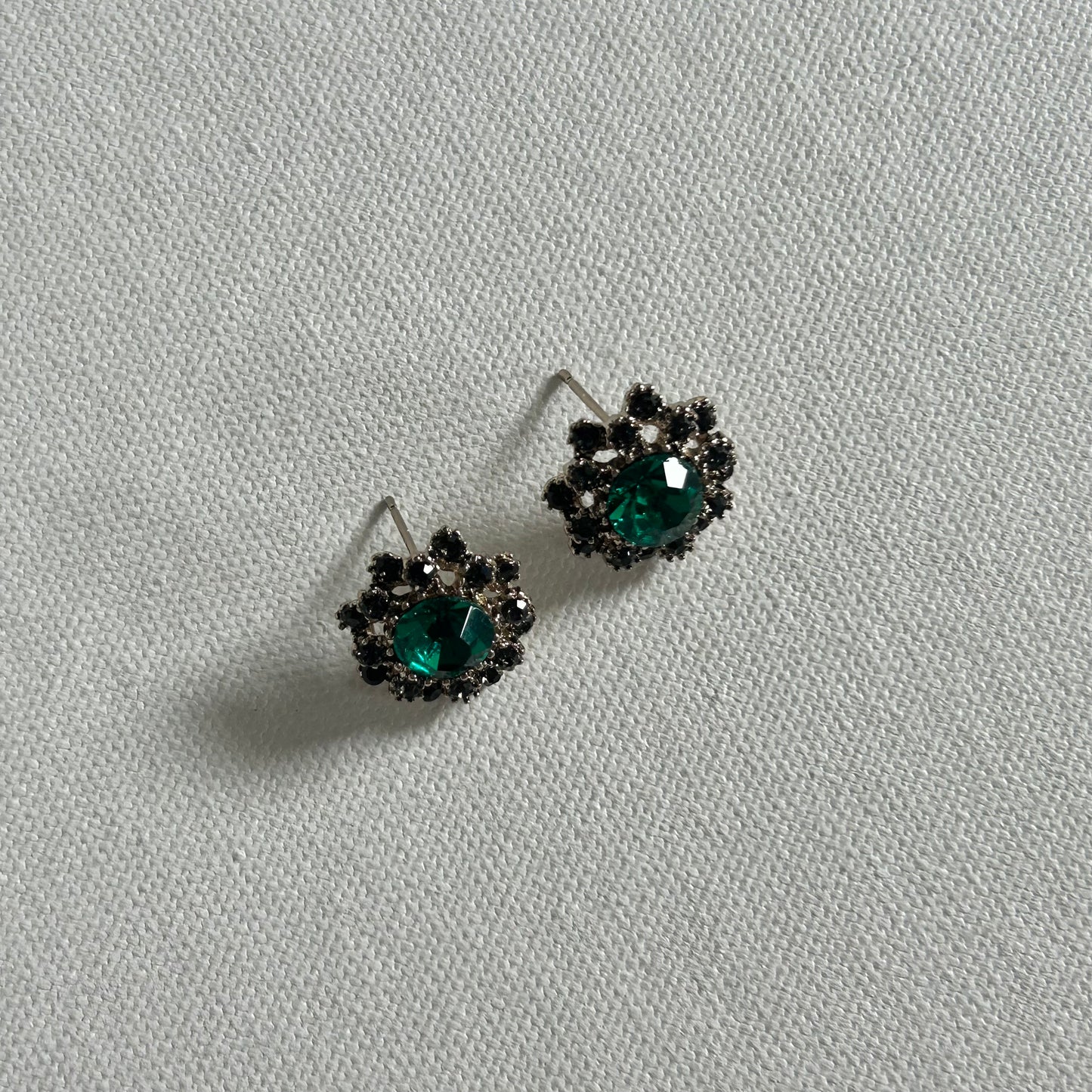 Katarina Vintage Stud Earrings