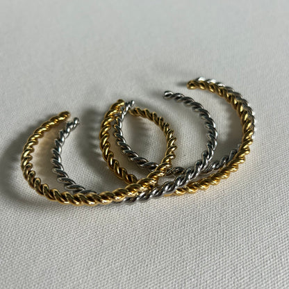 Aleksija Spiral Bangle | Gold/ Silver